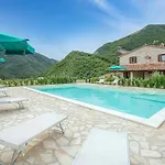 In Apecchio Pu Tatil Evi