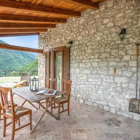 بيت للعطل Amazing In Apecchio Pu *