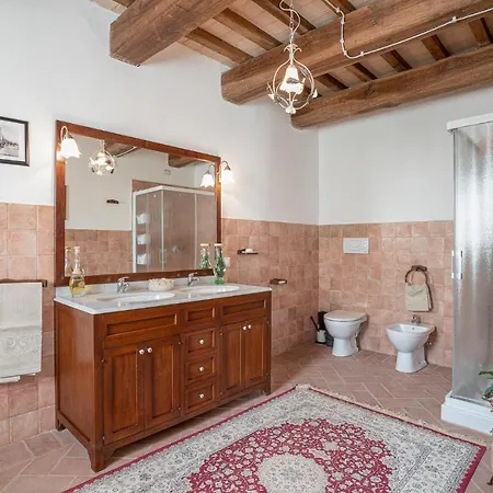 Amazing In Apecchio Pu *